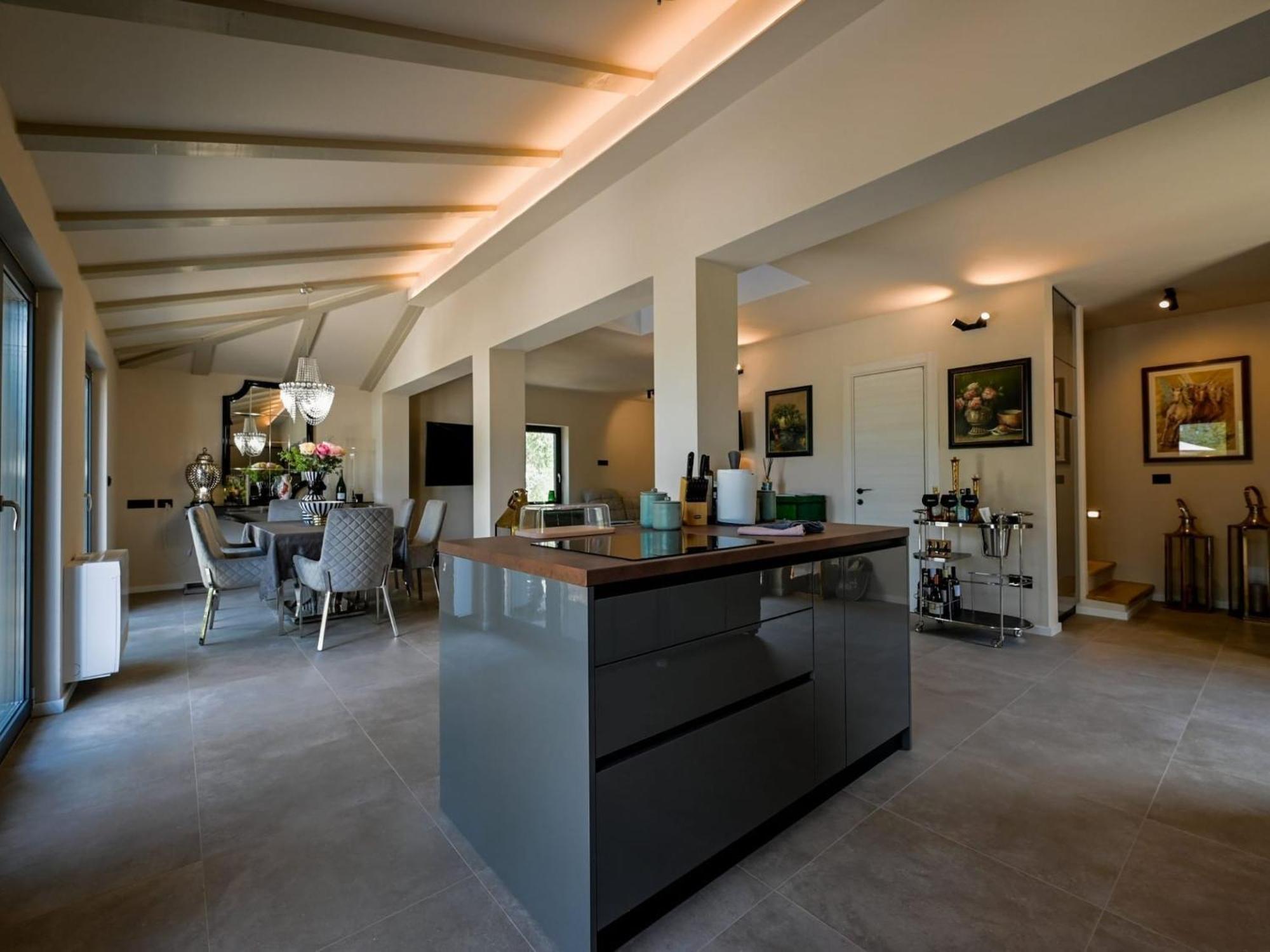Vila Radiant And Secluded With Pool - Three Bedroom With Pool Rovinj