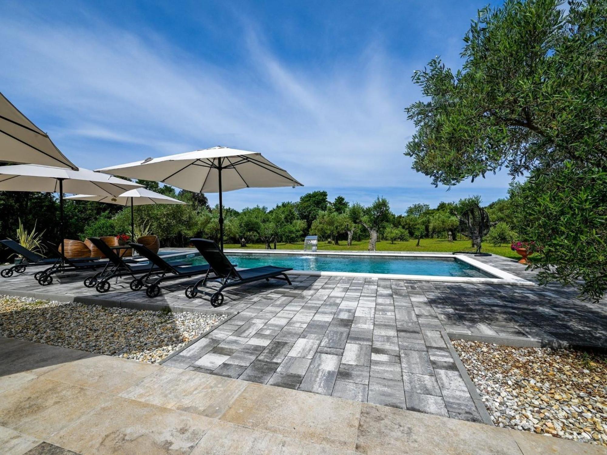 Radiant And Secluded With Pool - Three Bedroom With Pool * Rovinj